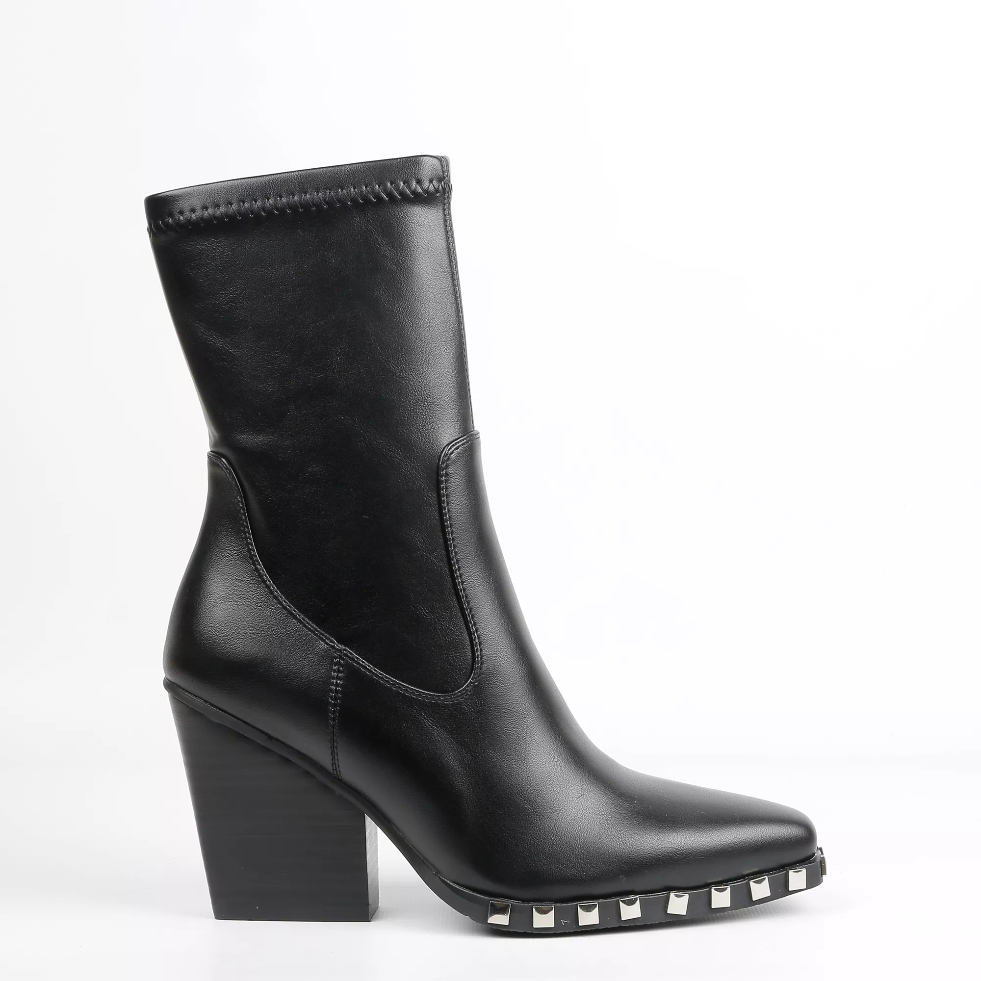 Bota Noa Harmon 9095 Negro Tachuelas