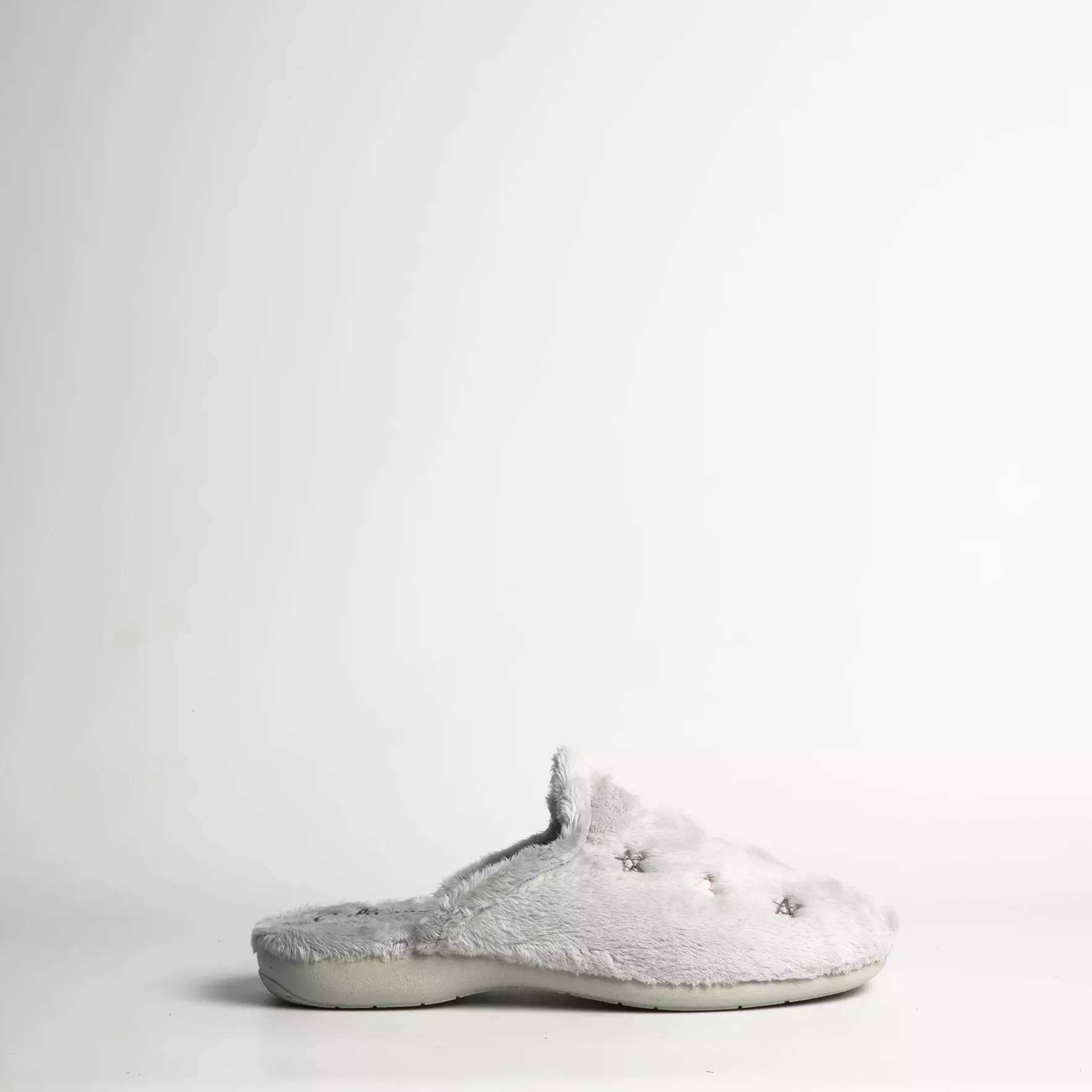 Zapatilla de Casa Cabrera 4504 Gris