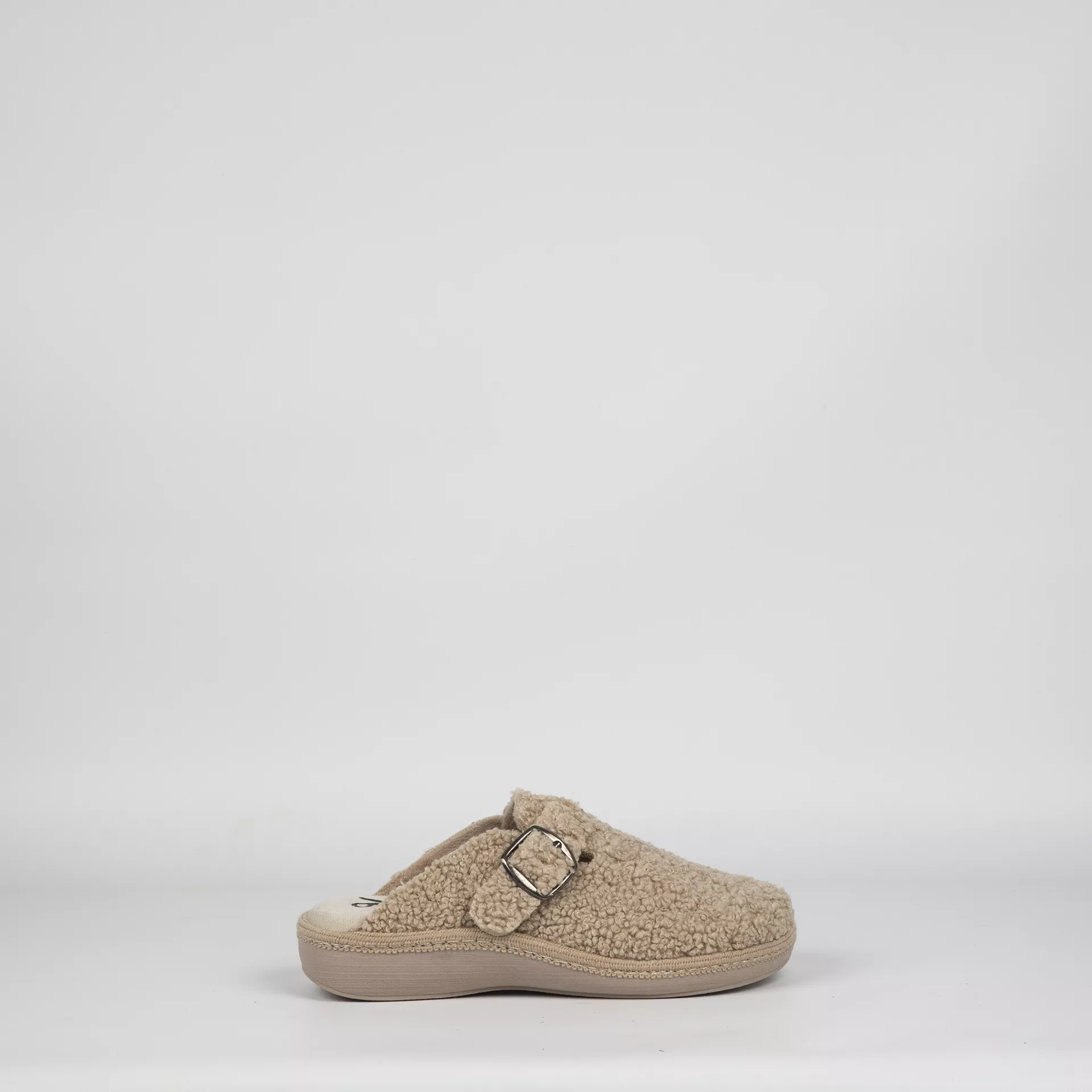 Zapatilla de Casa Salvi 000 Beige